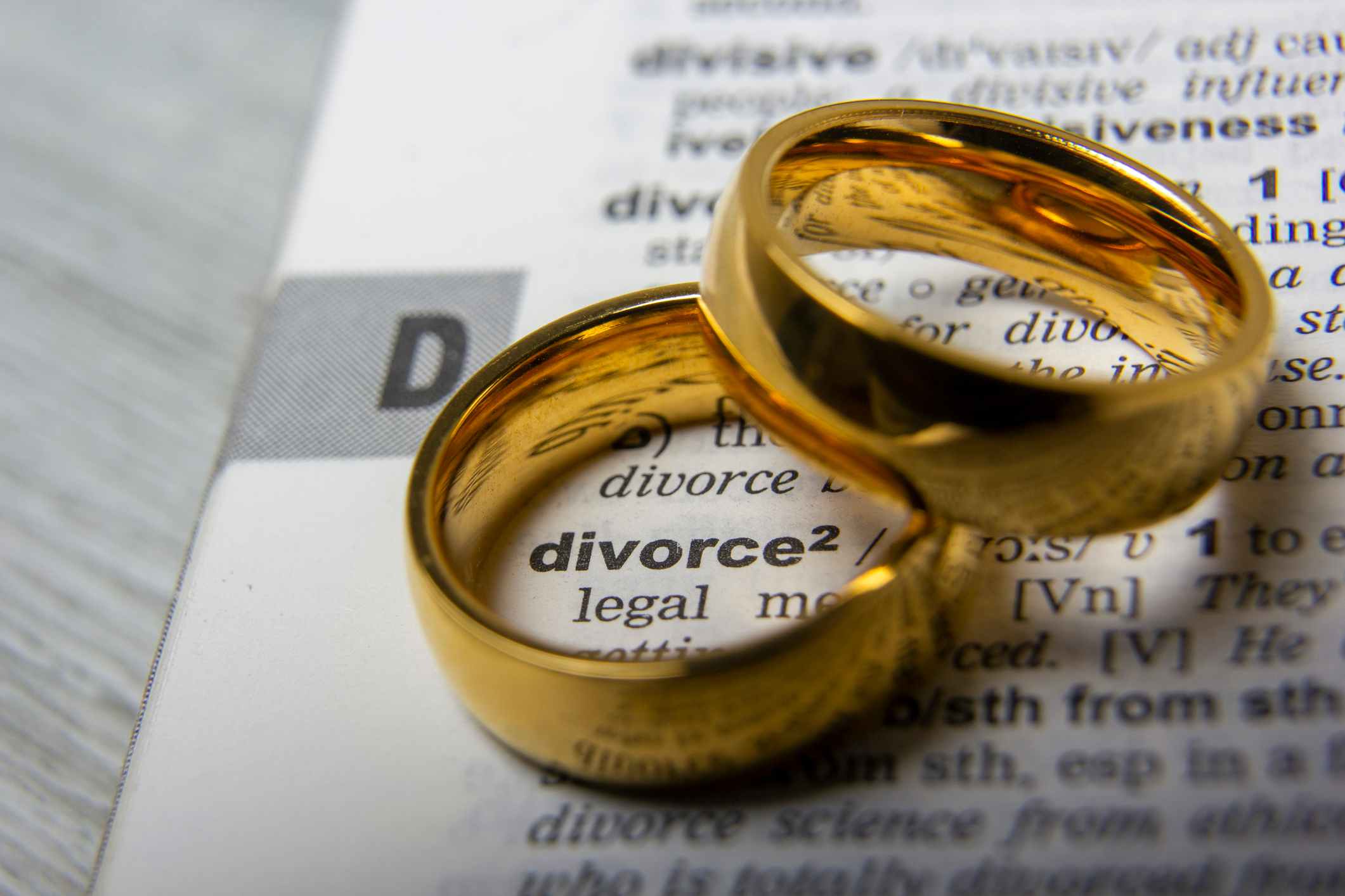signs your husband is cheating